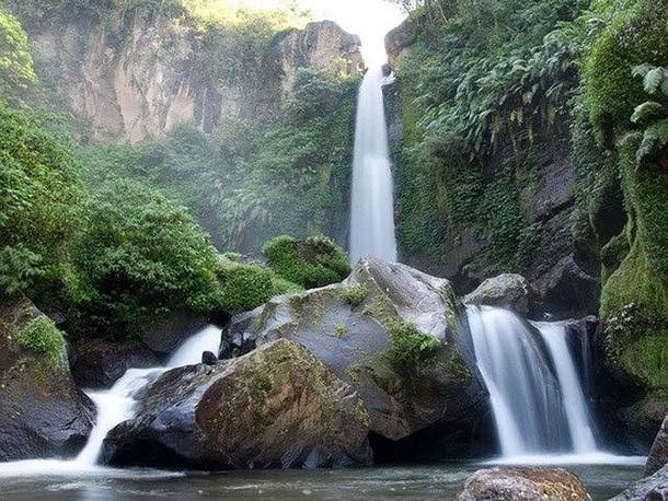 Coban Rondo Waterfall